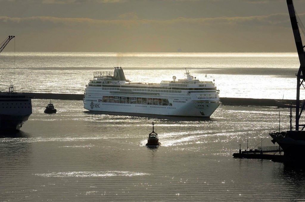 MSC Armonia in the sun, Genoa 18 November